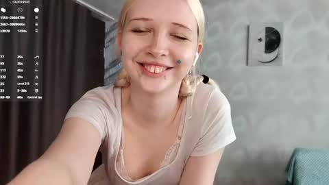 Snapshot of margaretasey chatting on 06-24-26, 01:37 Margaret online show from 06-24-26, 01:37