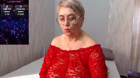 MargaretStar online show from 01-18-26, 08:40