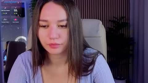 Snapshot of margeritirell chatting on 10-14-25, 02:23 Margo online show from 10-14-25, 02:23