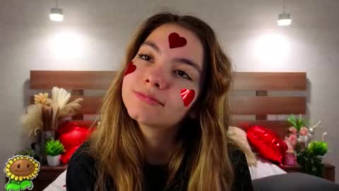 Snapshot of margiedavidson chatting on 02-15-26, 09:08 Call me Margie33 online show from 02-15-26, 09:08