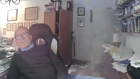 marginalie online show from 03-05-25, 09:48