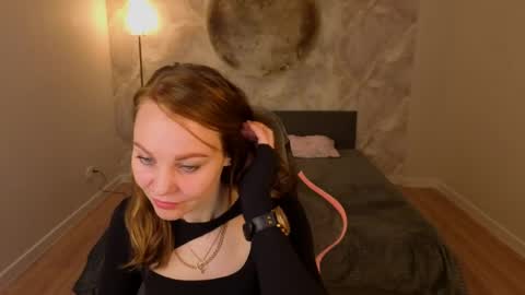 Margo Kellly online show from 04-22-26, 01:30