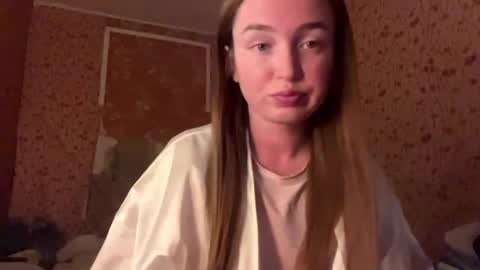 Chloe online show from 05-26-26, 05:09
