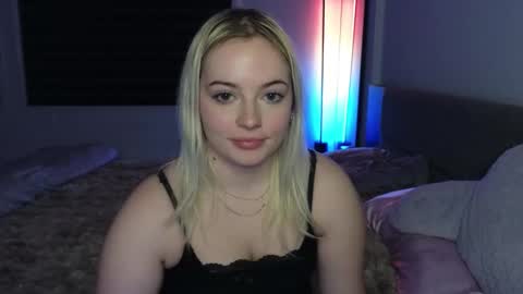 margot_robbie7 online show from 11-26-25, 12:44
