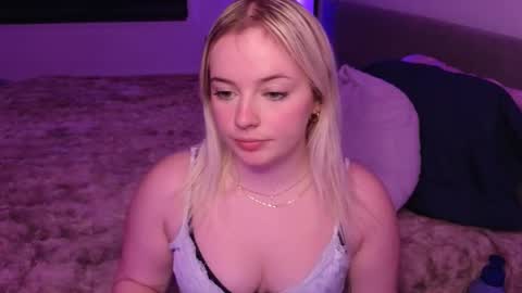 margot_robbie7 online show from 01-08-26, 12:35