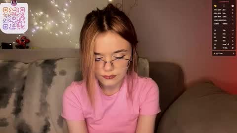 Lina online show from 03-03-26, 10:04