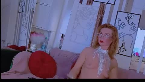 mari69juana online show from 12-18-25, 06:03