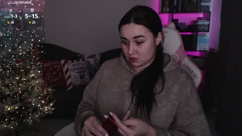 Snapshot of mari_moore7 chatting on 12-18-24, 11:13 mari moore online show from 12-18-24, 11:13