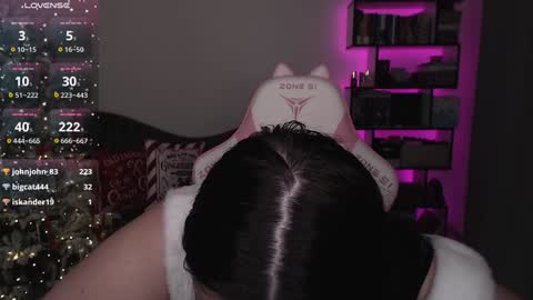 Snapshot of mari_moore7 chatting on 12-21-24, 09:04 mari moore online show from 12-21-24, 09:04
