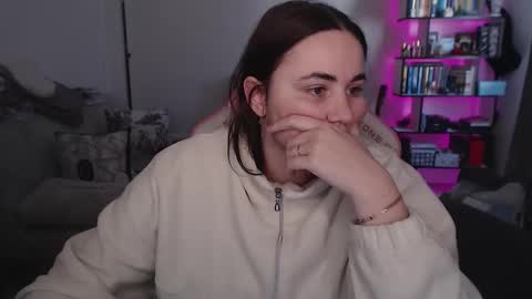 mari moore online show from 02-25-26, 08:24