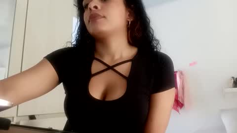 Snapshot of maria441958 chatting on 04-07-26, 03:45 maria441958 online show from 04-07-26, 03:45