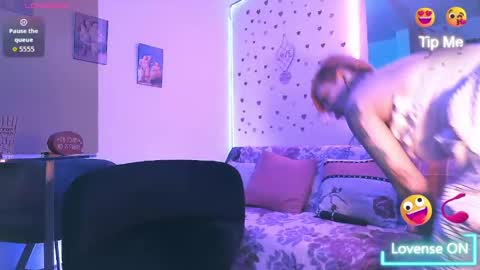 Maria fernanda online show from 04-18-26, 09:04