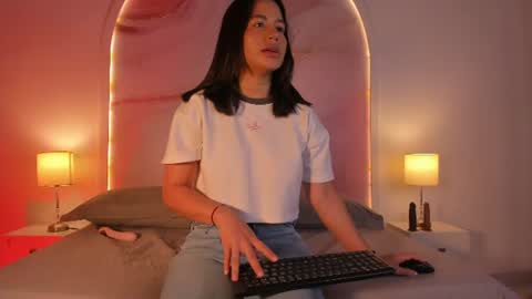 Maria  online show from 07-30-26, 11:20