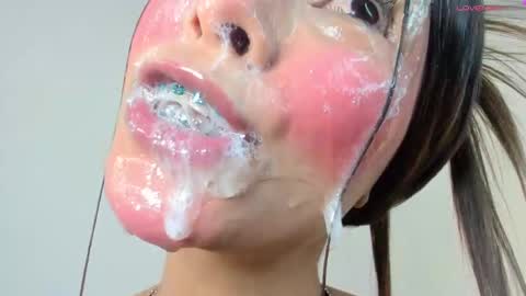 S O F I A  model independent online show from 02-18-25, 08:47