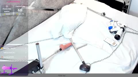 Snapshot of mariaam_07 chatting on 09-30-25, 03:06 MARIAM online show from 09-30-25, 03:06