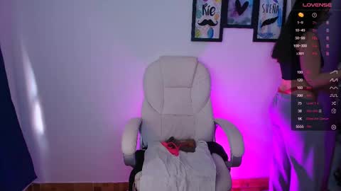 Snapshot of mariaan_m chatting on 10-08-25, 09:01 Leidy online show from 10-08-25, 09:01