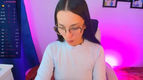 Snapshot of mariaan_m chatting on 10-14-25, 11:00 Leidy online show from 10-14-25, 11:00