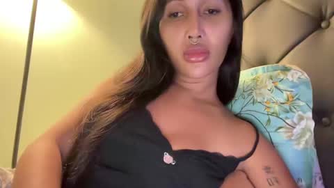 Snapshot of mariafatale_00 chatting on 02-17-25, 03:31 Maria online show from 02-17-25, 03:31