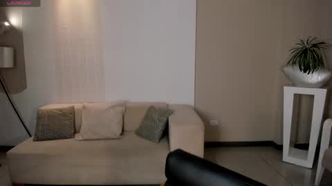 Snapshot of mariaherrera_ chatting on 05-01-26, 06:12 MARIA HERRERA online show from 05-01-26, 06:12