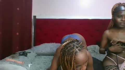 Snapshot of mariahsexy4u chatting on 01-11-26, 06:46 mariahsexy4u online show from 01-11-26, 06:46