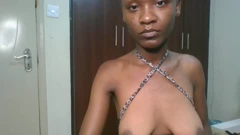 mariahsexy4u online show from 04-03-26, 09:35