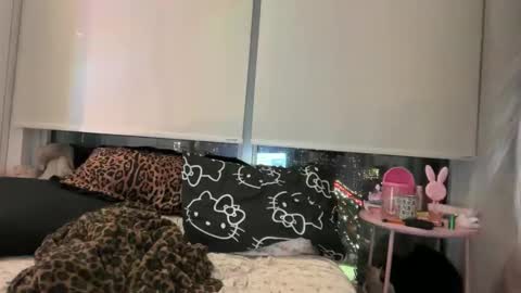 Maria online show from 03-08-26, 12:41