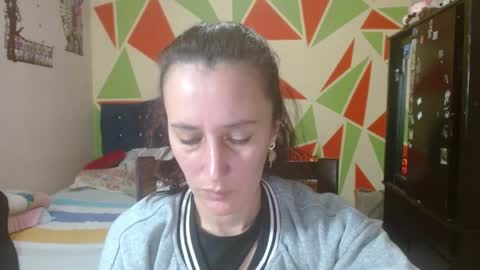 Snapshot of mariam_wish1 chatting on 05-19-26, 05:52 mariam_wish1 online show from 05-19-26, 05:52