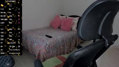   Mariam Castiblanco online show from 02-06-25, 12:54