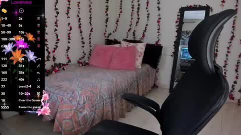   Mariam Castiblanco online show from 03-09-25, 12:31