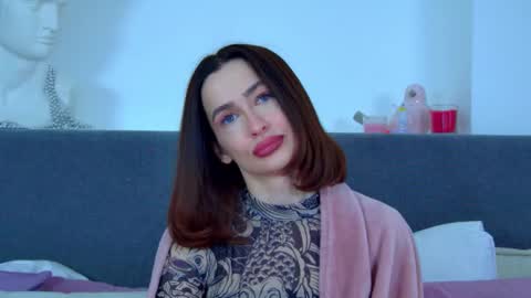 MariaMenson online show from 02-12-25, 05:47