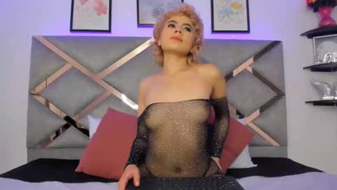 Snapshot of marian_pinzon chatting on 03-07-25, 02:46 Marian online show from 03-07-25, 02:46