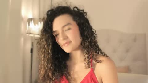 Snapshot of marian_skinny chatting on 05-31-26, 02:53 Marian online show from 05-31-26, 02:53