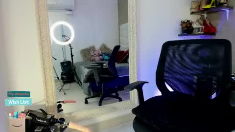 Mar y online show from 04-28-26, 02:55