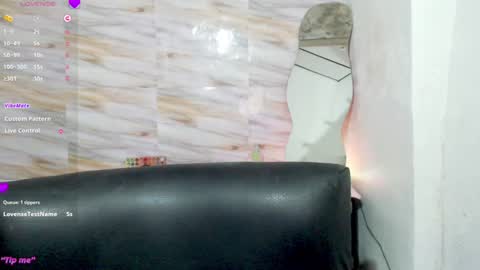 Mariana turner online show from 01-22-25, 01:42