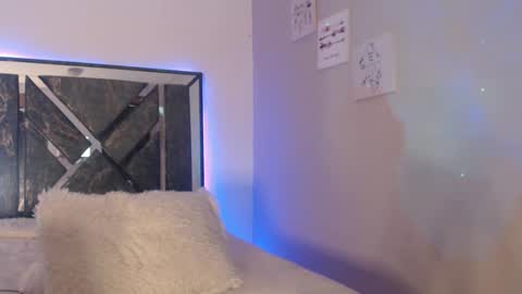 Snapshot of mariana_turner chatting on 04-18-26, 02:59 Mariana turner online show from 04-18-26, 02:59