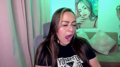 Mariana Lopez online show from 01-16-26, 01:09