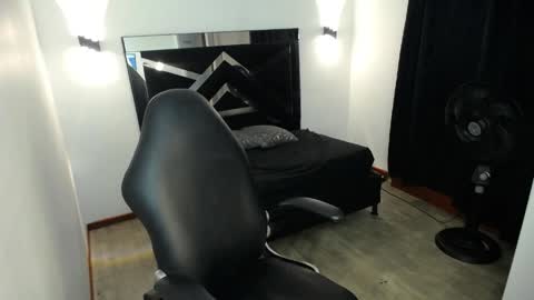 Snapshot of marianarojas_ chatting on 06-05-26, 05:58 Mariana online show from 06-05-26, 05:58