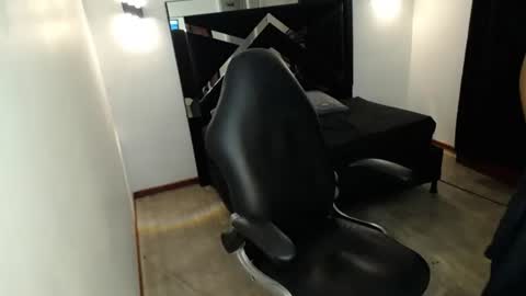 Snapshot of marianarojas_ chatting on 07-28-26, 02:13 Mariana online show from 07-28-26, 02:13