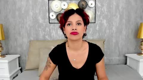 Snapshot of marianasanz chatting on 03-06-25, 01:57 Mariana online show from 03-06-25, 01:57