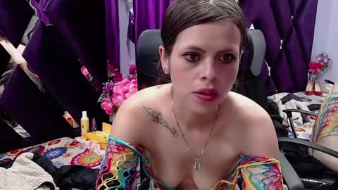 MarianaThomsop online show from 12-12-24, 10:13