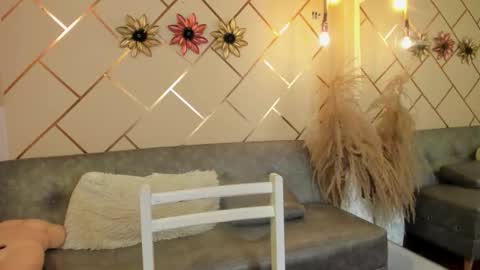 marianeporter online show from 10-14-25, 02:01