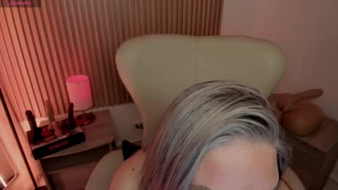 Snapshot of marianl0ve chatting on 03-03-25, 02:59 Marian Love online show from 03-03-25, 02:59