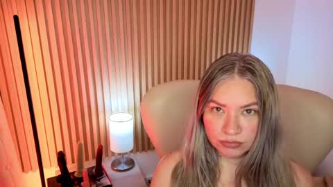 Snapshot of marianl0ve chatting on 09-29-25, 10:53 Marian Love online show from 09-29-25, 10:53