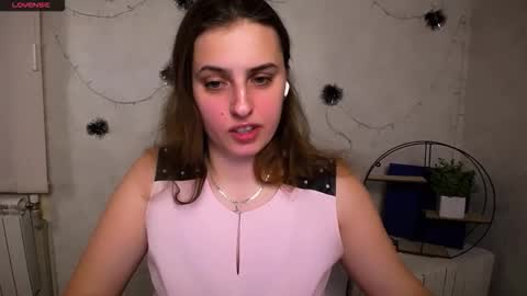 Snapshot of mariatess_ chatting on 02-02-26, 02:49 Mariia online show from 02-02-26, 02:49