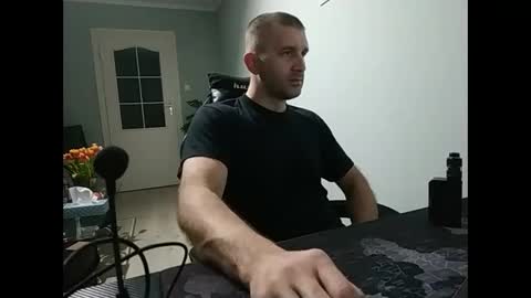 maribor5879 online show from 02-16-25, 11:26