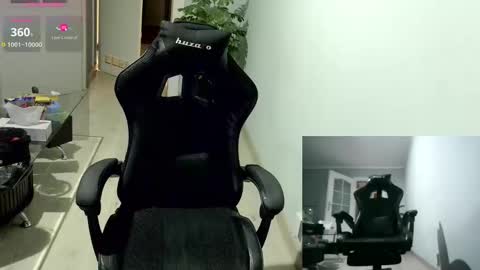 maribor5879 online show from 10-31-25, 09:38