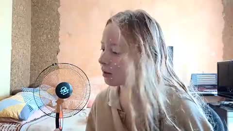 Kate online show from 07-19-26, 11:30