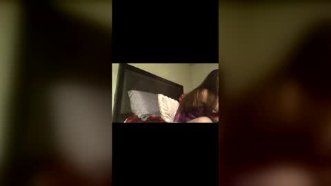 Snapshot of marie00090 chatting on 05-10-26, 07:57 marie00090 online show from 05-10-26, 07:57