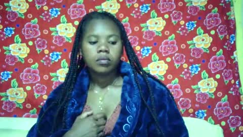 Snapshot of marie599194 chatting on 06-30-26, 12:22 marie599194 online show from 06-30-26, 12:22