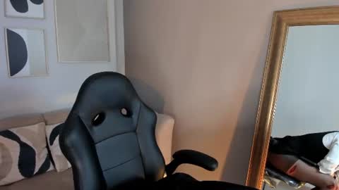 marie_bass online show from 06-25-26, 01:26